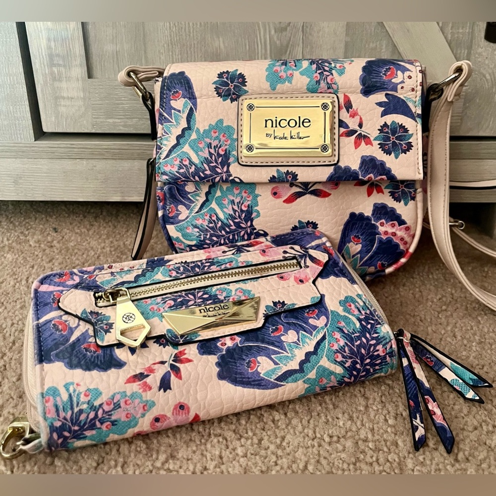 NICOLE MILLER - Crossbody Purse & Wallet